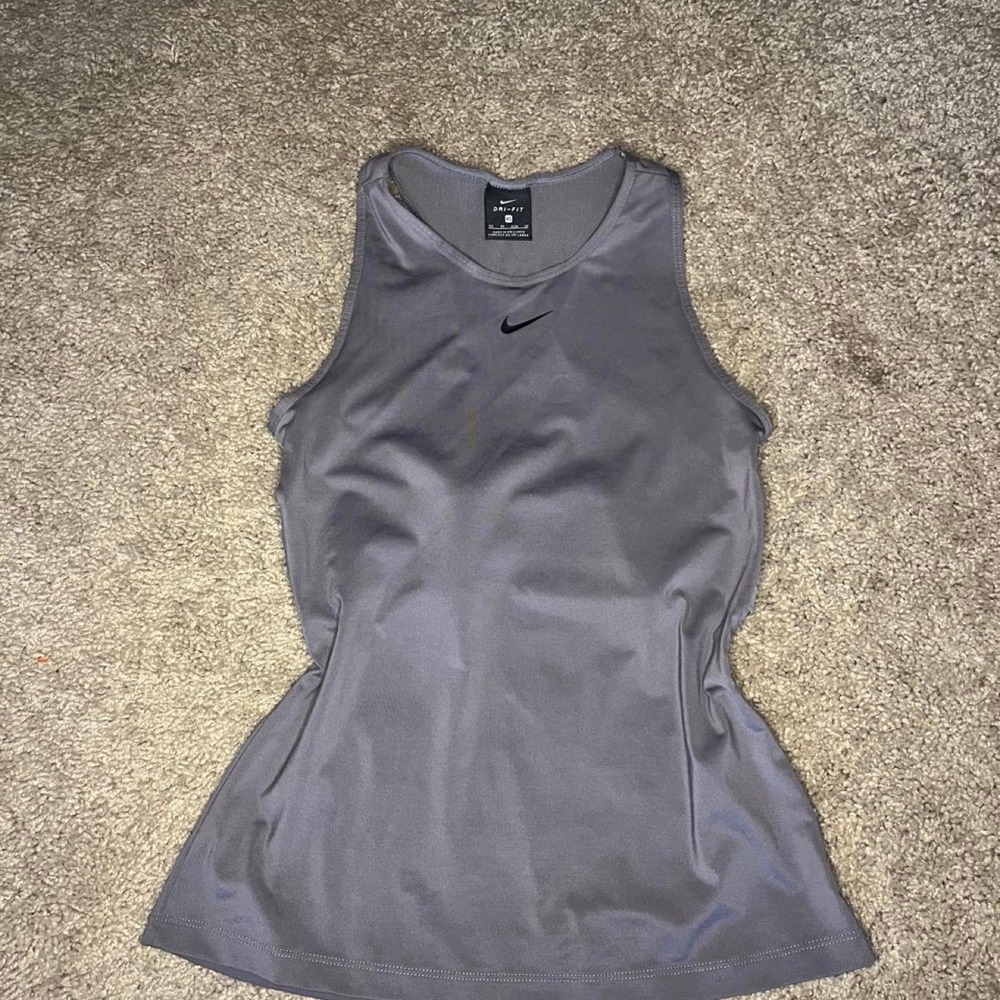 Gray Nike Pro tank top in XS